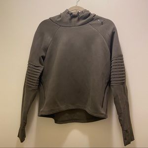 Women’s Puma sweatshirt